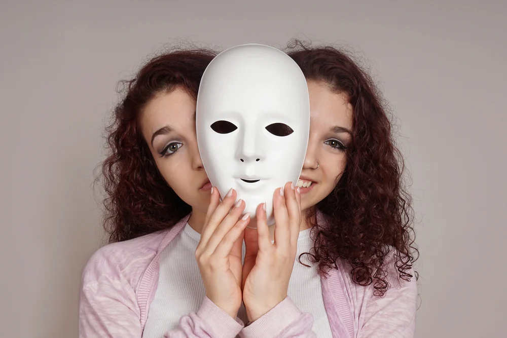 bipolar disorder symptoms in females